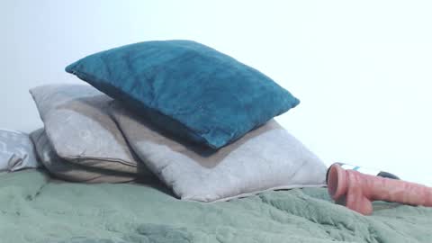 Cammi osoriioo online show from February 20, 6:26 am