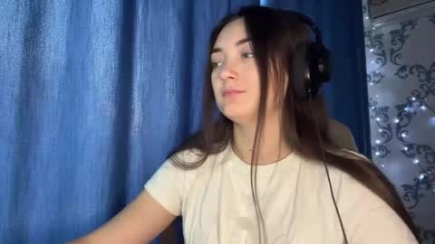 Kate online show from December 14, 8:09 am