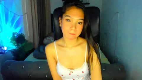 candiceferragamo online show from August 1, 8:21 pm