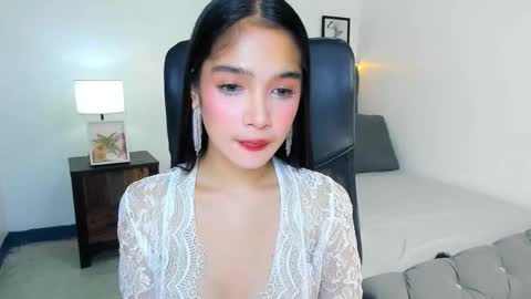 candiceferragamo online show from January 8, 3:29 pm