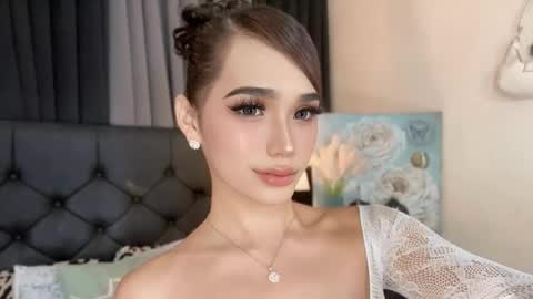 CandiceWilson online show from October 14, 9:01 am