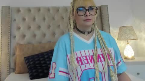 Candie  online show from December 1, 11:19 am