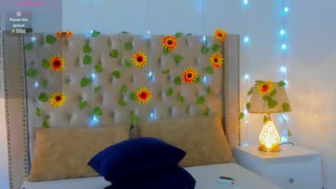 Candie  online show from March 6, 5:43 pm