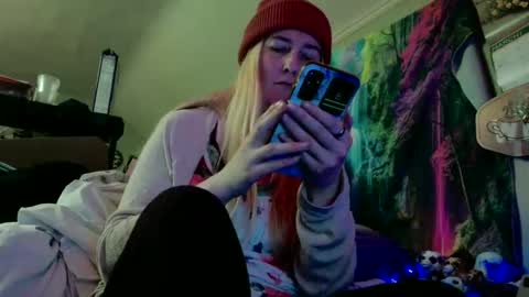 Candi online show from March 20, 4:28 am