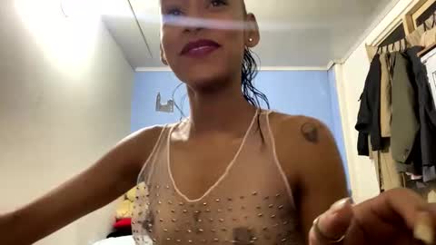 Snapshot of candy_abie chatting on December 1, 4:32 pm candy_abie online show from December 1, 4:32 pm