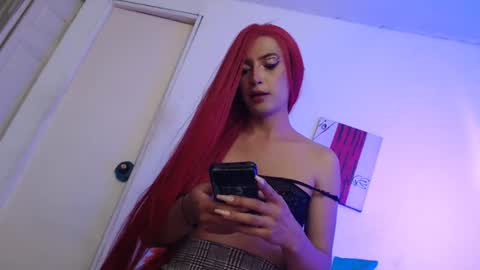 Snapshot of candy_cumyy1 chatting on January 18, 3:31 am candy_cumyy1 online show from January 18, 3:31 am