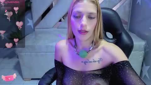 candy_kush_a online show from February 13, 3:32 am