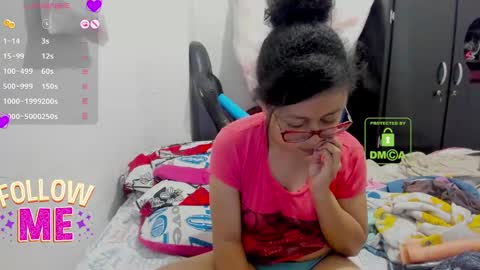 Snapshot of candy_val chatting on September 12, 6:48 am candy_val online show from September 12, 6:48 am