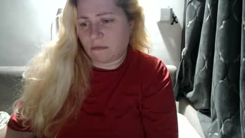 Laura online show from February 10, 4:47 pm