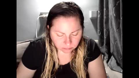 Laura online show from June 6, 8:04 pm