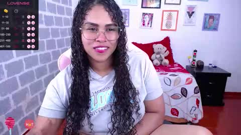 Karen online show from October 10, 9:30 pm