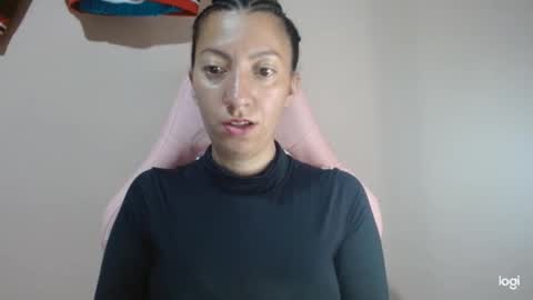 candymilfff online show from March 18, 3:56 am