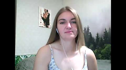 Daisy online show from September 21, 10:36 pm