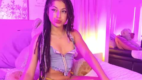 cane  online show from April 18, 1:35 pm