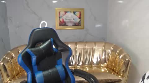 canela_s1 online show from October 1, 9:02 pm