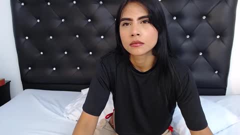 canela_swt online show from November 25, 2:16 pm