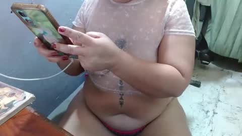 CanelaCollins online show from April 17, 5:43 am