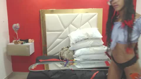 Canela online show from November 3, 2:51 pm