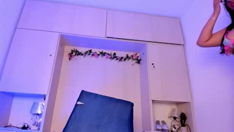 GABRIELA LOPEZ online show from March 30, 10:10 pm