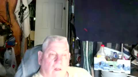 canoelicker69 online show from February 26, 8:12 pm