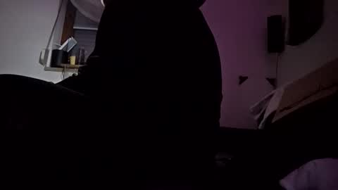 capoo24 online show from April 3, 2:29 am