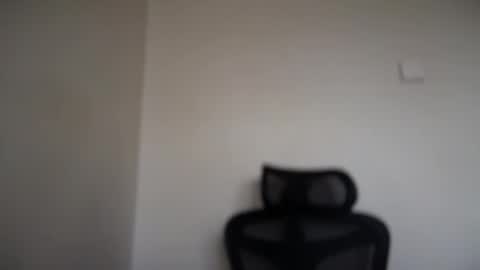 Emma online show from November 28, 7:37 am