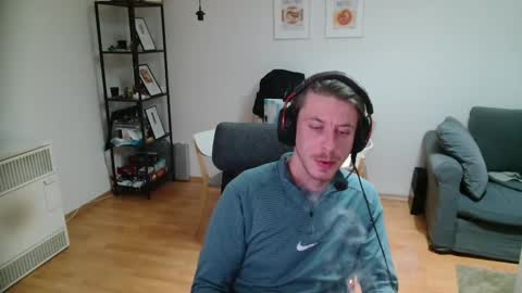 Kasper online show from December 6, 5:38 pm