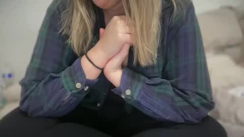 Cara Bou online show from February 12, 8:23 pm