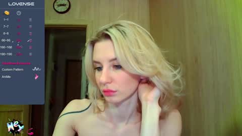 caramel online show from February 24, 7:52 pm