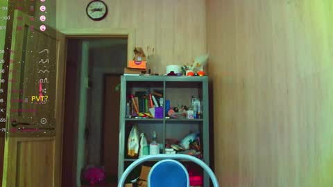 caramel online show from April 9, 9:09 pm