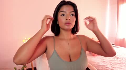              online show from January 6, 9:22 pm