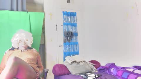 cardinalshinee online show from January 24, 7:41 am