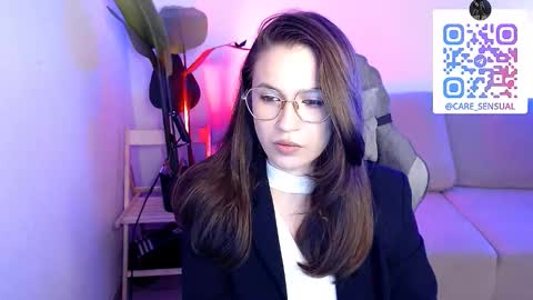 Mary online show from September 30, 5:12 pm