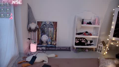 NONA    follow online show from January 12, 7:00 am