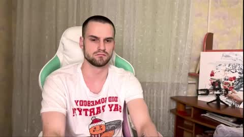 Cari online show from December 13, 7:40 pm