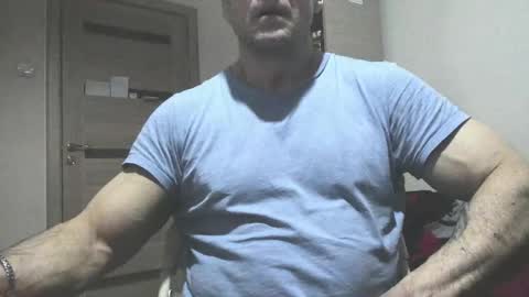 Laz online show from February 26, 7:42 pm