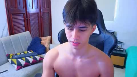 carl_dixon online show from March 2, 6:47 pm