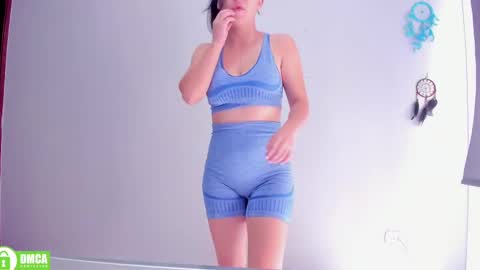 Snapshot of carla_rossi chatting on February 15, 4:01 pm Carla online show from February 15, 4:01 pm