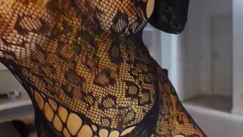 carla_secretary online show from October 1, 1:10 pm