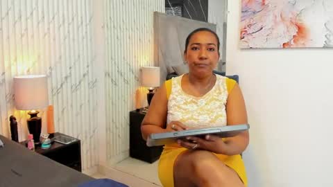 carlahale online show from April 18, 11:34 am