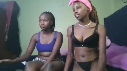 carlex_ online show from October 31, 9:48 pm