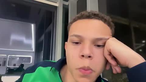 Snapshot of carlos_owen chatting on October 25, 6:41 pm Carlos Owen online show from October 25, 6:41 pm