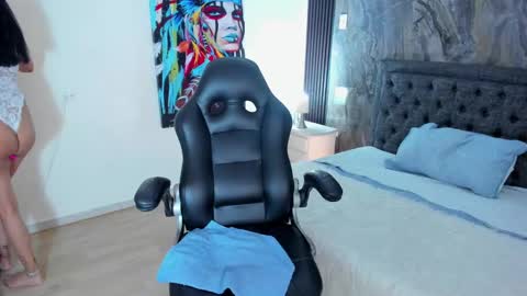 Snapshot of carlota_milf_30 chatting on February 6, 2:37 pm Carlota online show from February 6, 2:37 pm