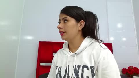 carly_milk online show from January 24, 12:31 pm