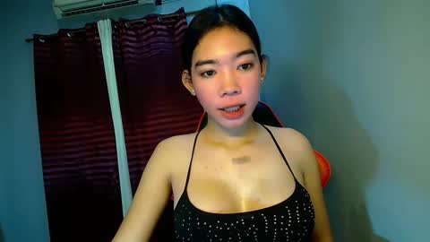Snapshot of carmelasexmachinex chatting on December 10, 3:51 am carmela online show from December 10, 3:51 am