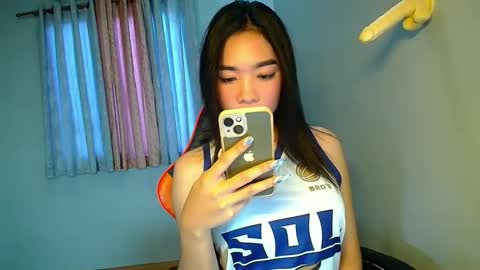 Snapshot of carmelasexmachinex chatting on January 25, 3:51 am carmela online show from January 25, 3:51 am