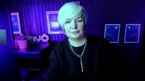 Carmen online show from November 29, 8:49 pm