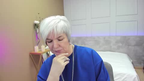 Carmen online show from October 5, 8:49 pm