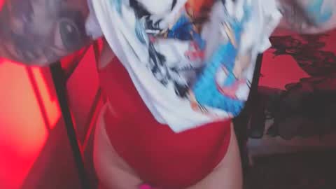 CARMILLA ROSS online show from December 20, 2:37 pm