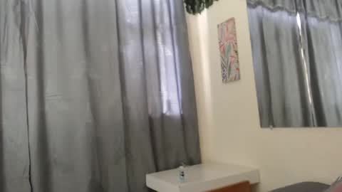 caro_0 online show from February 26, 6:37 pm